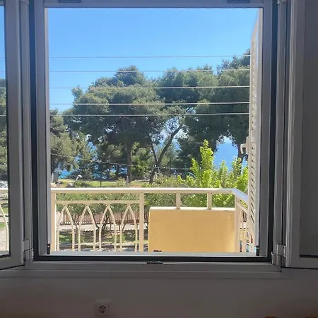 Tsatsalmas With Sea View Ii דירה